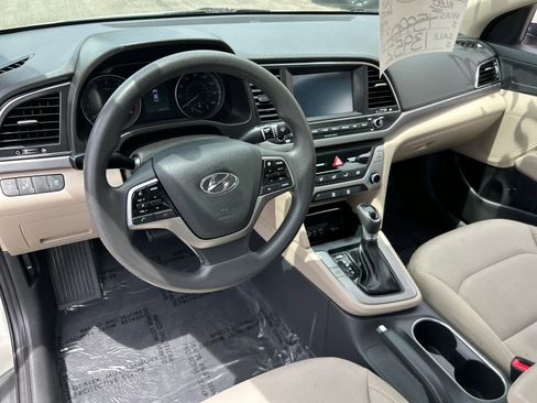 Used 2018 Hyundai Elantra SEL w/ Cargo Package FWD image 14