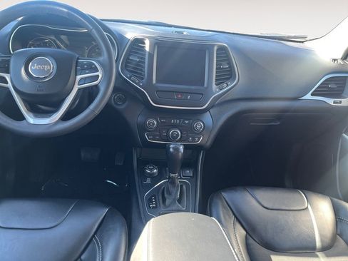 Used 2022 Jeep Cherokee Latitude w/ Sun & Sound Group AWD/4WD image 11