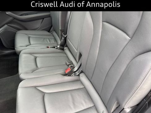 Certified 2025 Audi Q7 3.0T Premium w/ Convenience Package image 14