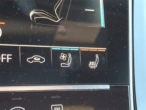 Used 2025 Audi Q7 3.0T Prestige w/ Prestige Package image 29