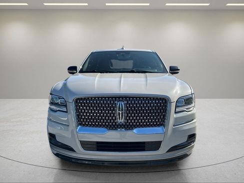 Used 2024 Lincoln Navigator Reserve AWD/4WD image 8