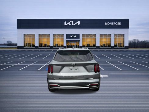 Certified 2021 Kia Sorento S FWD image 7