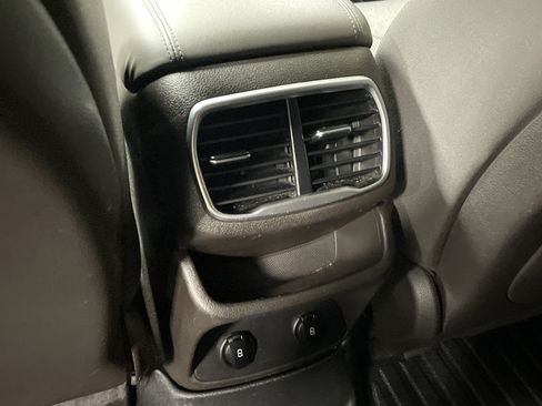 Used 2020 Hyundai Santa Fe SEL FWD image 30