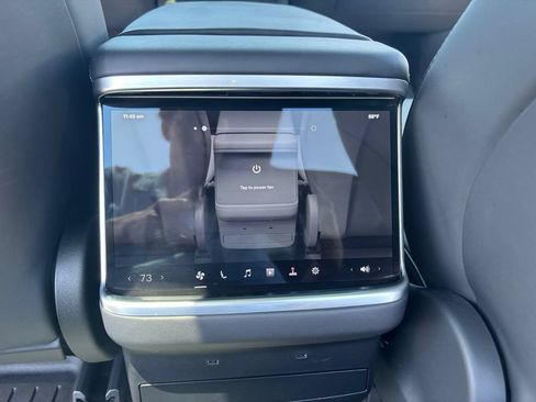 Used 2023 Tesla Model X AWD/4WD image 18