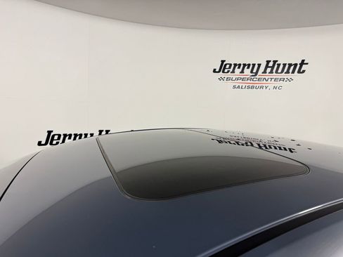 Used 2025 MAZDA MAZDA3 s image 13