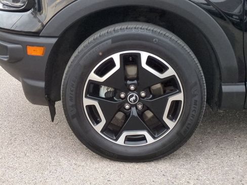 Used 2023 Ford Bronco Sport Outer Banks image 14