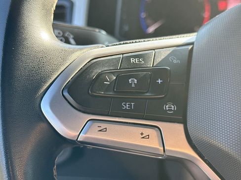 Used 2021 Volkswagen Atlas Cross Sport SEL FWD image 30