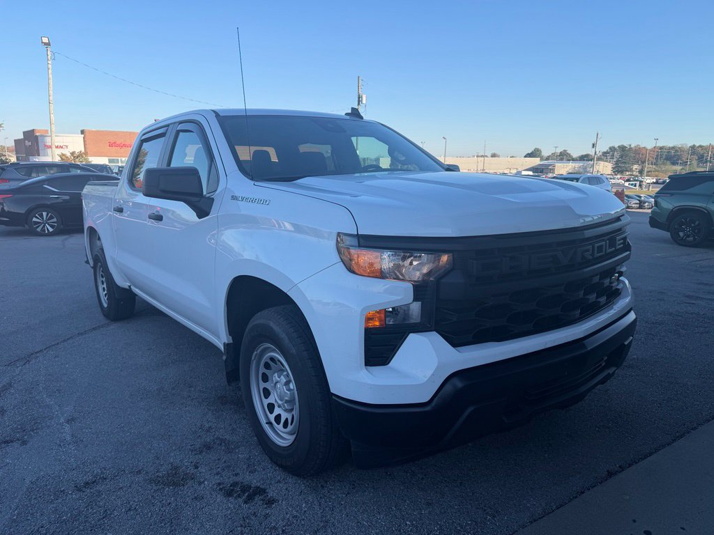 Used 2024 Chevrolet Silverado 1500 W/T w/ WT Value Package RWD image 2