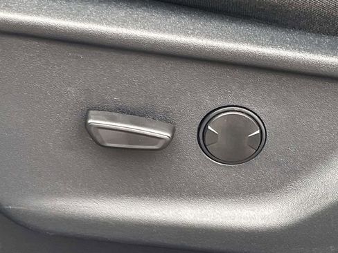 New 2026 Ford F250 XLT w/ XLT Premium Package AWD/4WD image 17