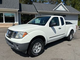 Used 2015 Nissan Frontier S image 1