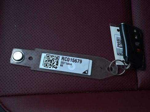 Used 2024 Lexus NX 250 FWD image 26
