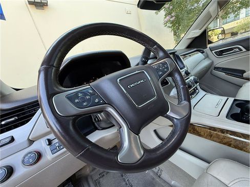 Used 2016 GMC Yukon Denali w/ Open Road Package AWD/4WD image 8