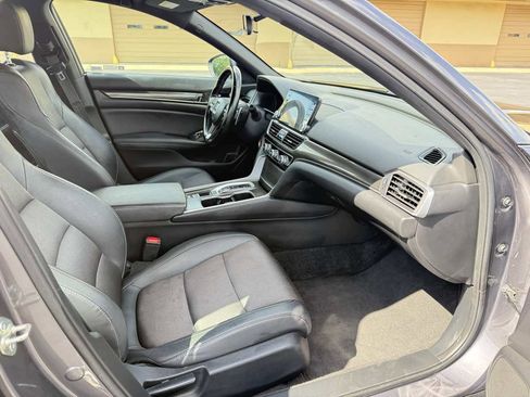 Used 2020 Honda Accord Sport image 17