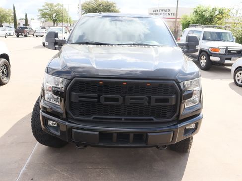 Used 2017 Ford F150 XLT w/ Equipment Group 302A Luxury image 3