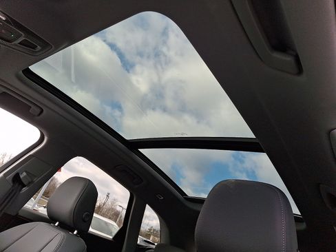 Certified 2025 Audi Q5 Premium w/ Convenience Package image 14