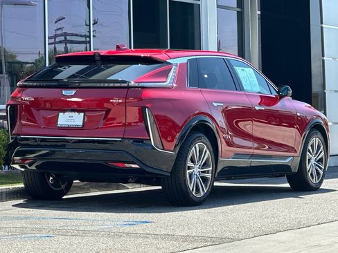 Used 2026 Cadillac Lyriq Luxury RWD image 4