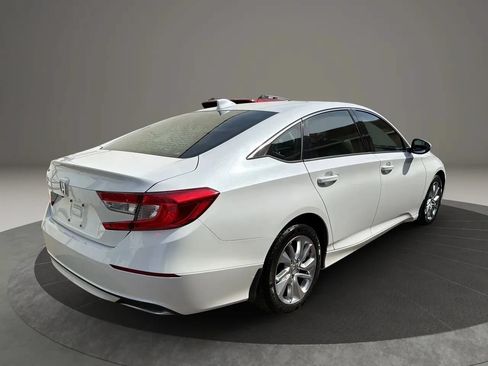 Used 2019 Honda Accord LX image 5