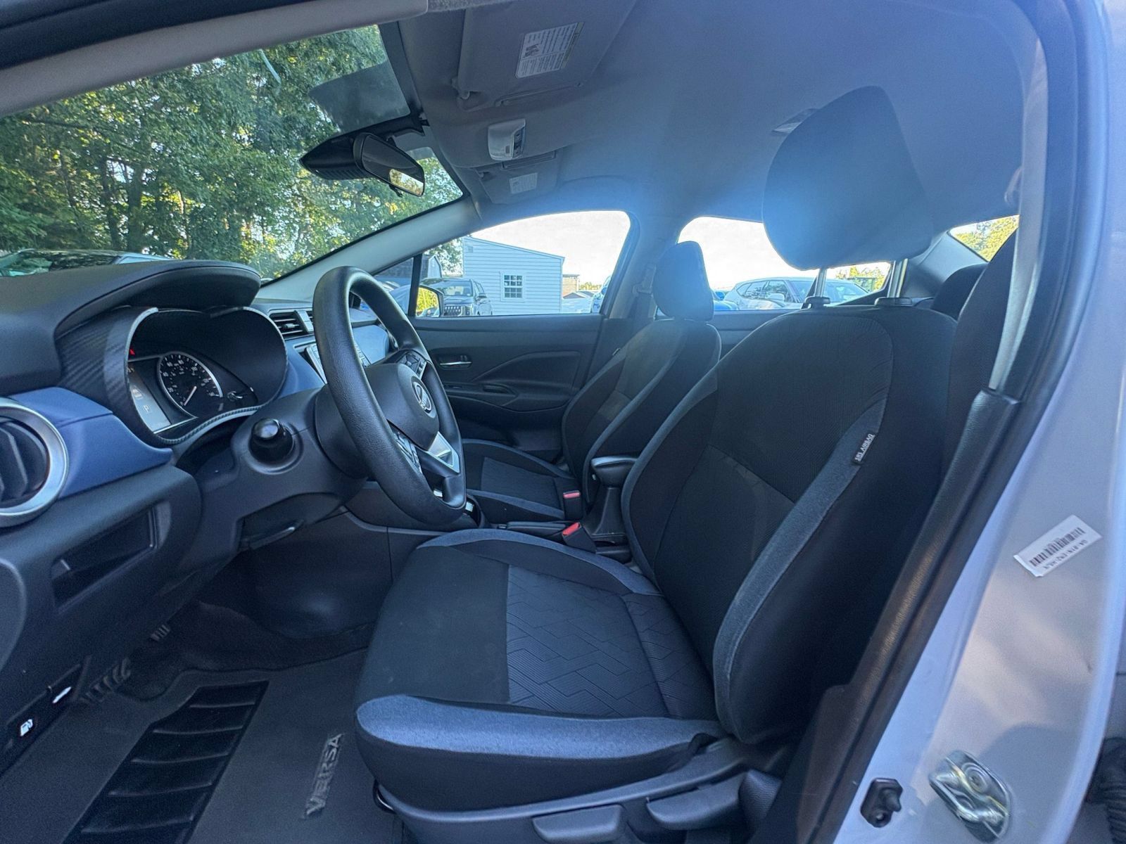 Used 2025 Nissan Versa SV FWD image 22