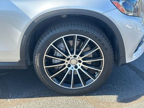 Used 2017 Mercedes-Benz GLC 300 4MATIC Coupe image 13