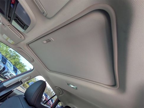 Certified 2025 Subaru Crosstrek 2.5i Limited w/ Popular Package #3A image 18