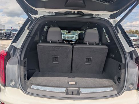 Used 2021 Cadillac XT6 Premium Luxury image 21