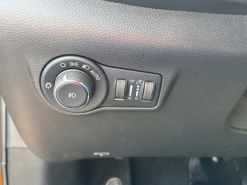 New 2026 Jeep Compass Latitude AWD/4WD image 15