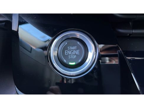 Certified 2025 Buick Envision Preferred image 21