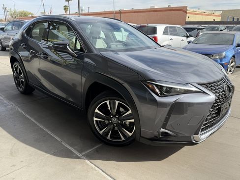Used 2024 Lexus UX 250h FWD image 6