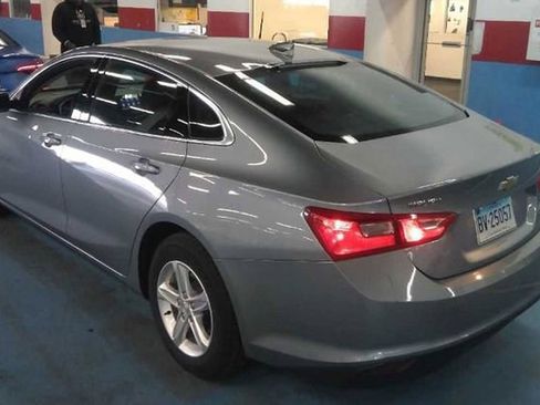 Used 2023 Chevrolet Malibu LT image 11