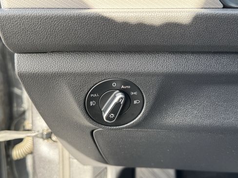 Used 2021 Volkswagen Jetta R-Line image 29