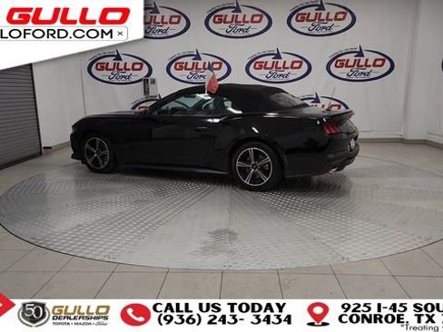 Used 2024 Ford Mustang Premium image 7