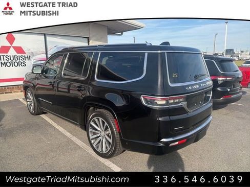 Used 2023 Jeep Grand Wagoneer Series II w/ Flexible Seating Group AWD/4WD image 6