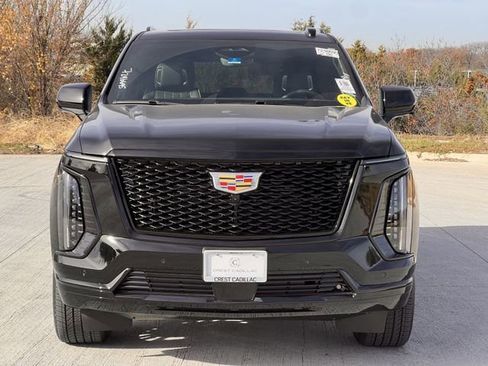 Certified 2026 Cadillac Escalade Platinum Sport image 10