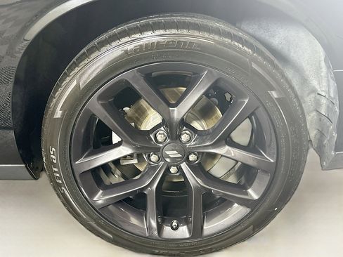 Used 2022 Dodge Challenger SXT w/ Blacktop Package image 11