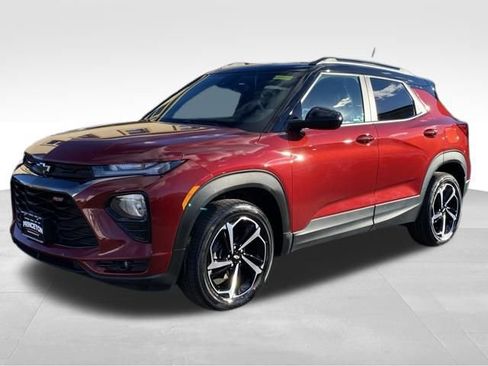Used 2022 Chevrolet TrailBlazer RS w/ Sun and Liftgate Package image 3