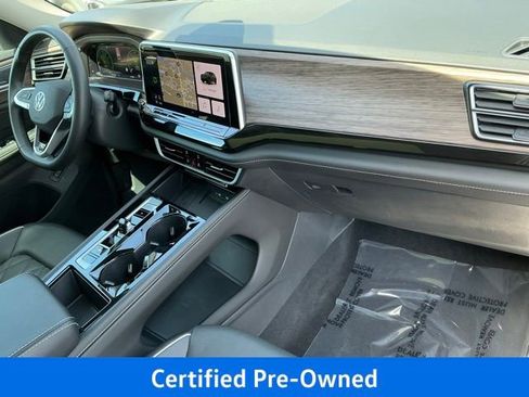 Used 2025 Volkswagen Atlas SEL Premium R-Line AWD/4WD image 27