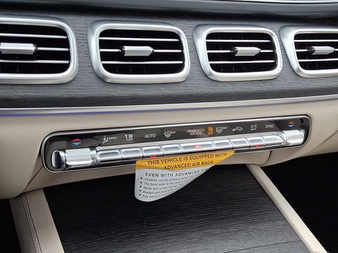 Certified 2026 Mercedes-Benz GLE 450 4MATIC image 11