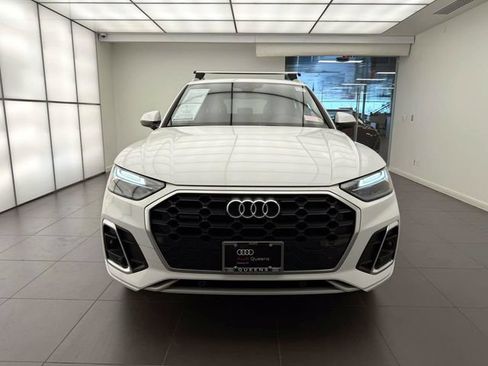 Certified 2022 Audi Q5 2.0T Premium AWD/4WD image 2