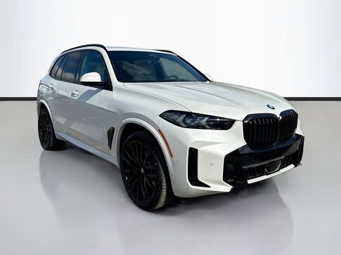 New 2026 BMW X5 xDrive40i image 1