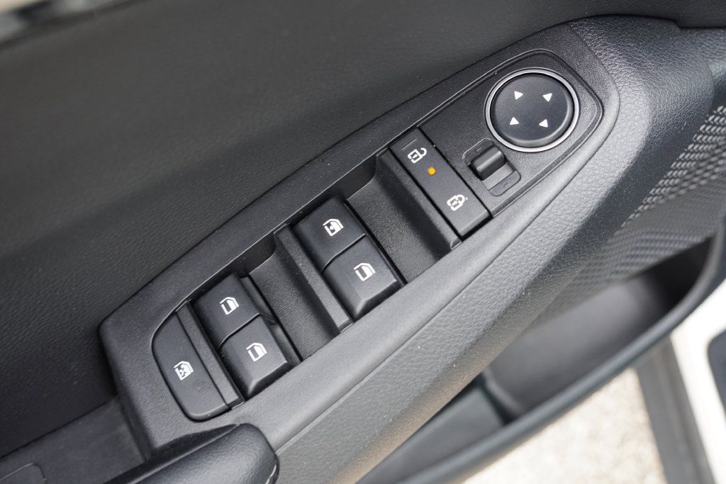 Certified 2024 Kia Seltos S FWD image 21