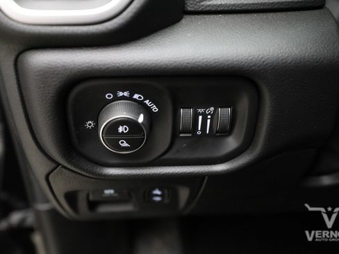 New 2026 RAM 1500 Big Horn AWD/4WD image 16