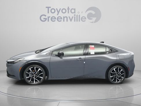 New 2026 Toyota Prius Plug-In Hybrid FWD image 4