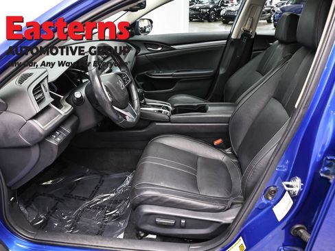 Used 2017 Honda Civic Touring image 14