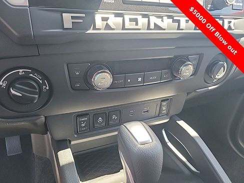 New 2025 Nissan Frontier SV w/ SV Convenience Package AWD/4WD image 25
