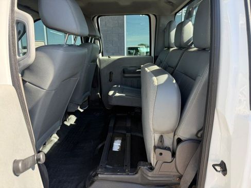 Used 2011 Ford F550 4x4 Crew Cab Super Duty w/ Payload Upgrade Pkg image 26