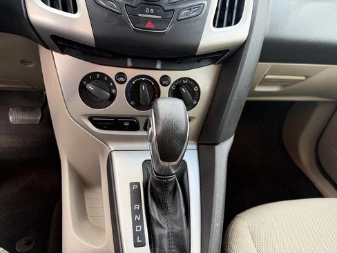 Used 2014 Ford Focus SE image 19
