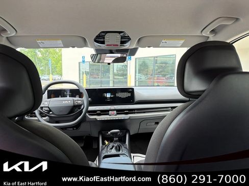 New 2026 Kia K4 FWD image 22