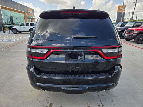 Used 2023 Dodge Durango R/T RWD image 4