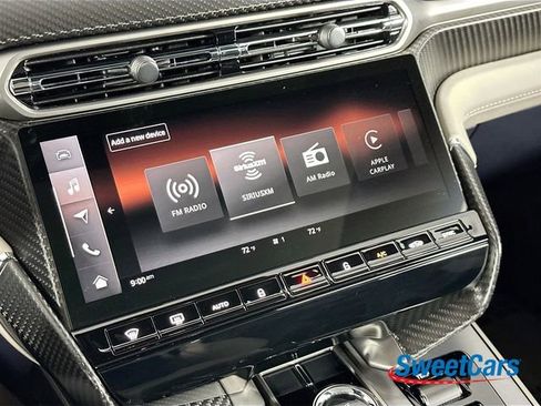 Used 2025 Aston Martin Vanquish RWD image 20