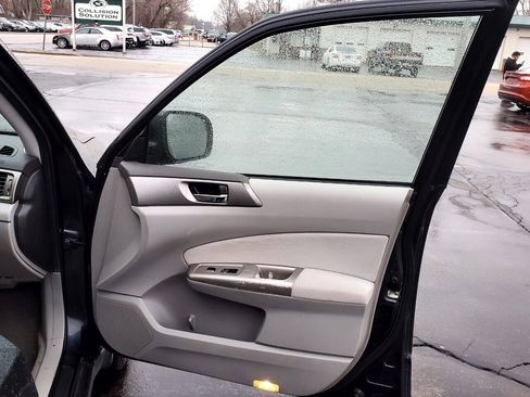 Used 2009 Subaru Forester 2.5X L.L. Bean AWD/4WD image 14